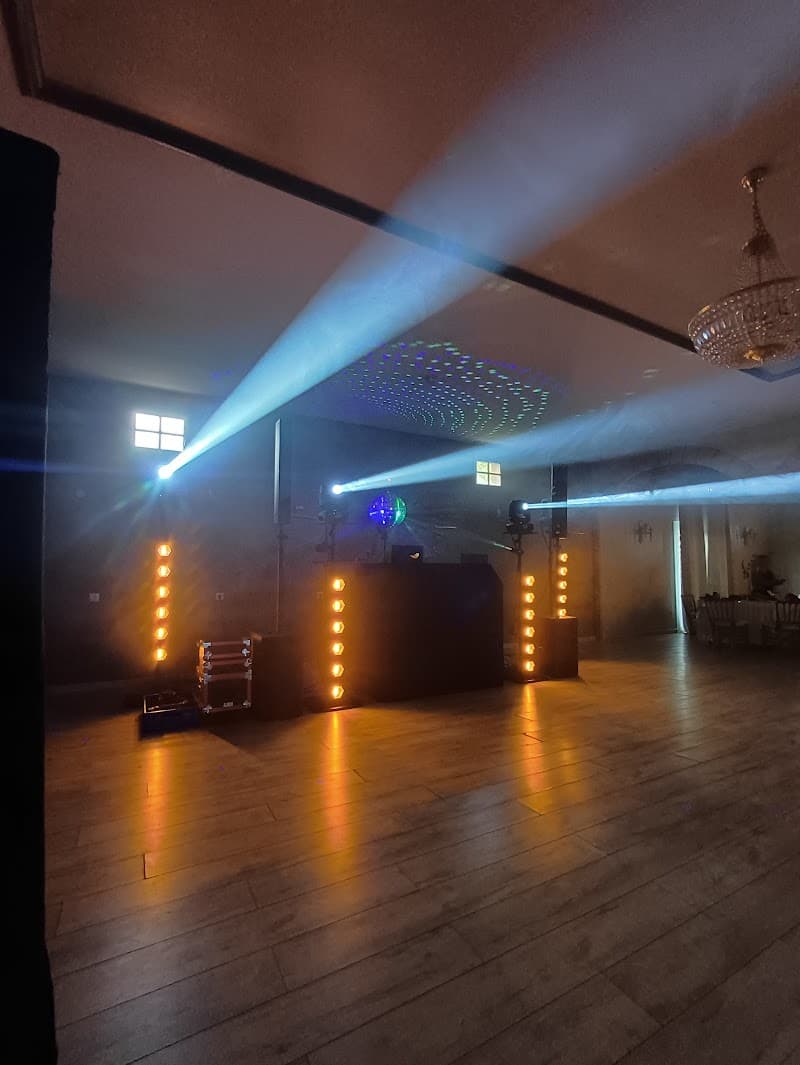 Jeux de lumière avec lustre